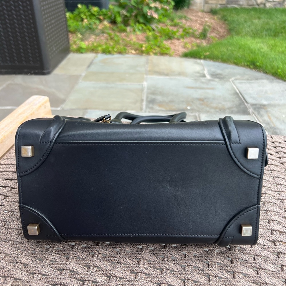 Authentic Celine Micro Luggage Handbag In smooth Calfskin Balck - Picture 4 of 9